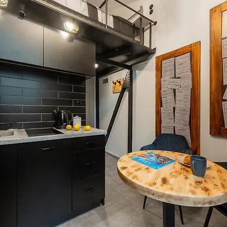 Apartment Promised Land - Piotrkowska 37