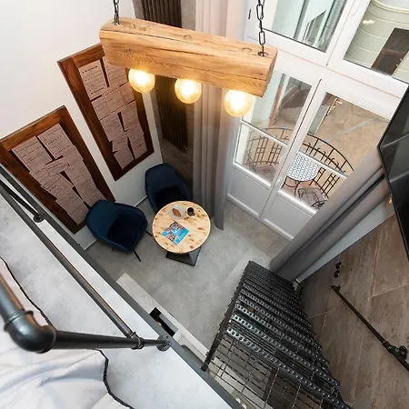 Promised Land - Piotrkowska 37 * Łódź