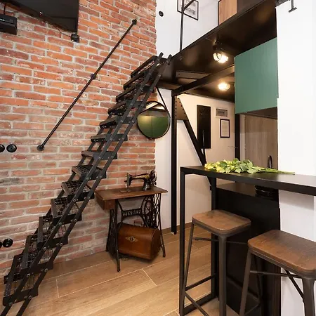 Promised Land - Piotrkowska 37