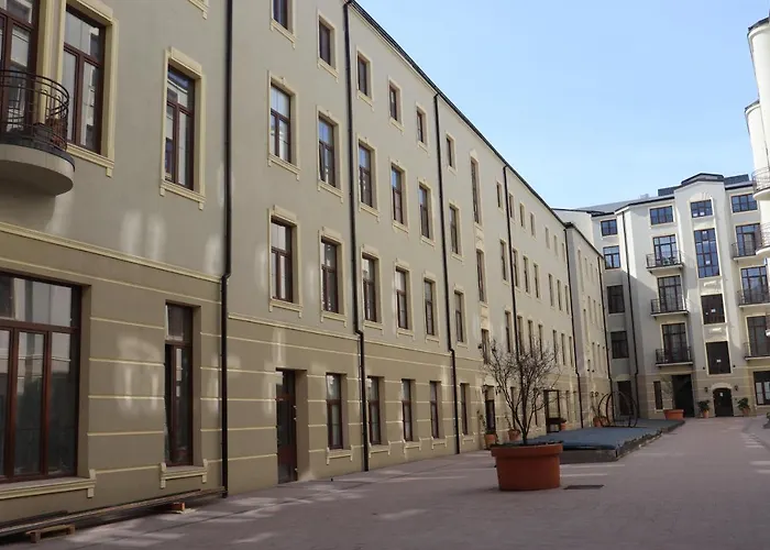 Promised Land - Piotrkowska 37 Łódź